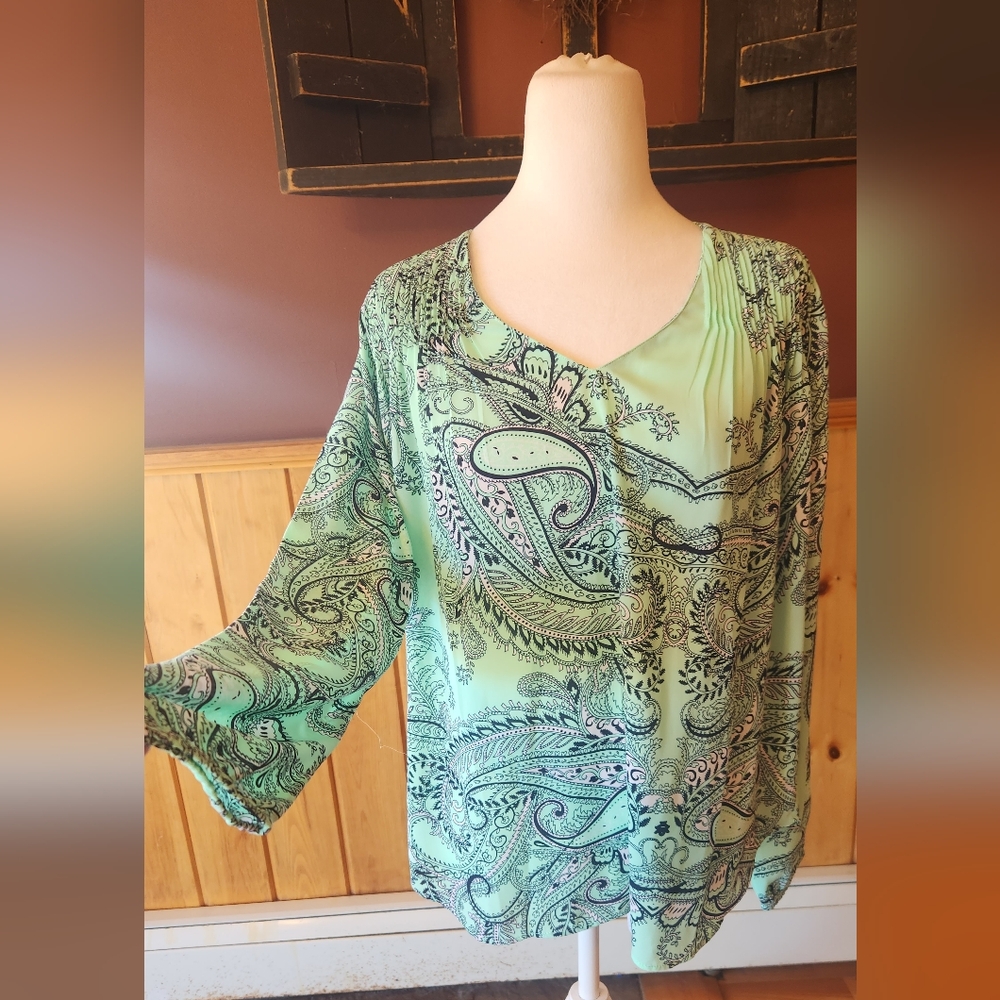 Banana Republic Mint Green Paisley Blouse Size XS NWT